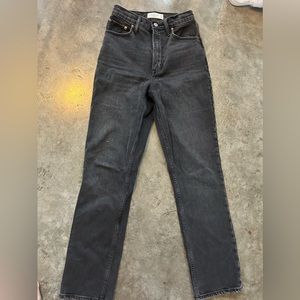 Abercrombie 90s straight ultra high rise. black. lightly worn